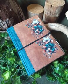 Grimoire, carnet artisanal, reliure artisanale, papier coton